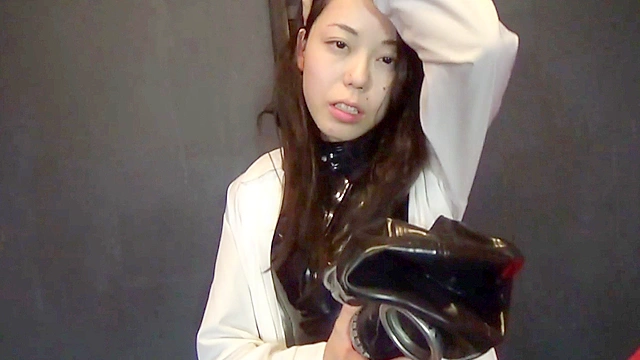 Rubber Fetishism 協奏曲