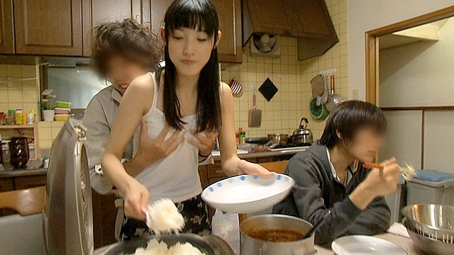 10人の弟に毎朝連続中出しセックスされる飯岡家のかなこさん