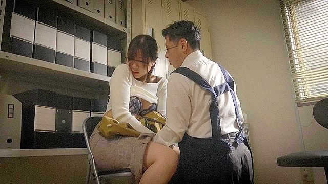 万引き人妻 代償として甘受した猥褻な制裁