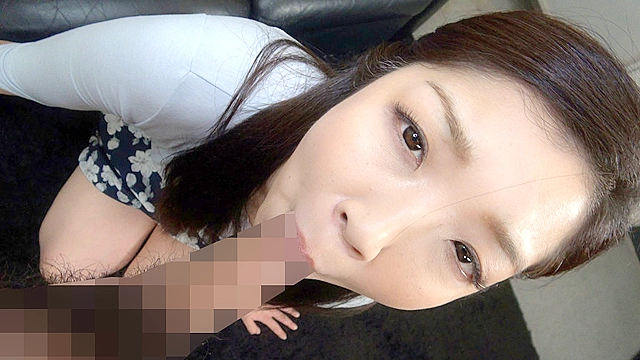男性器に飢えていた奥様方の手を使わない情熱フェラチオ