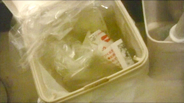 コンビニのトイレで集めたナプキン