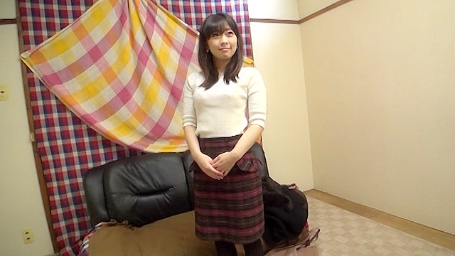 働く人妻 濃厚中出しナンパセックス ～多種多様な職場で働く素敵な奥様方に生ハメ中出ししちゃいました～ 抱かれたい人妻6人 240分