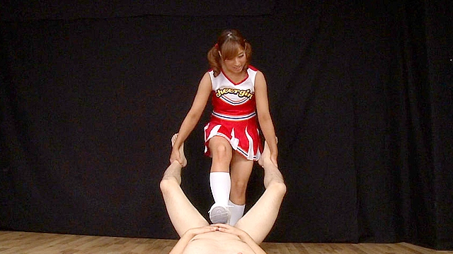 黒ギャルちなみのヤリタイ放題男イジメ