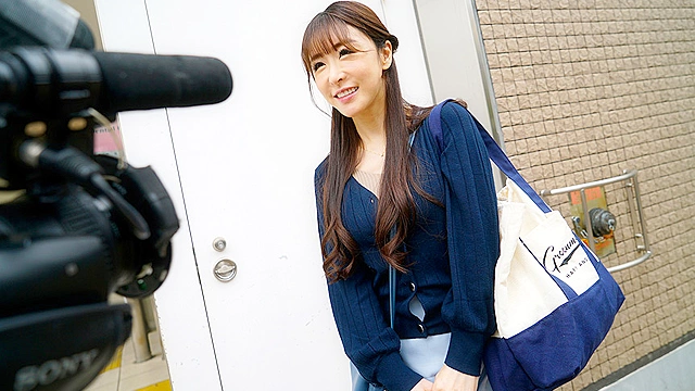 素人妻が一般大学生の自宅にコンドーム1つ渡され一泊 一度のゴム姦では満足できず宿泊中2度もガチ中出しを許してしまう 騎乗位がお好きな四十路Hカップ妻 ななおさん42歳