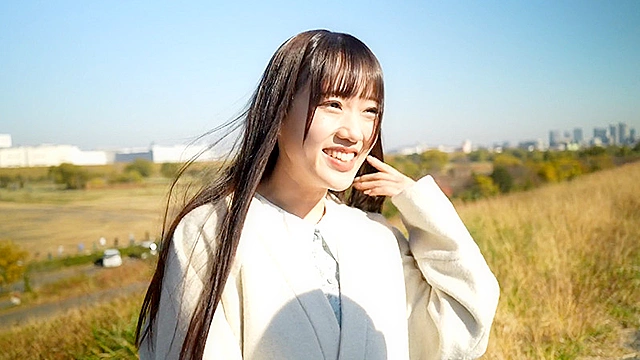 私立の保健の先生 23歳 独身（彼氏あり） 彼氏のセックスじゃ満足できない！ドスケベ親父のチ○ポが忘れられなくて連絡してきたドスケベ天使