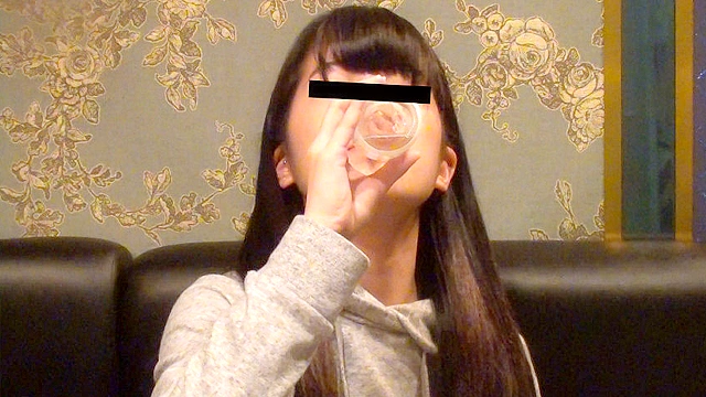 【Vol.6 りおちゃん編】 素人のゲロ（○っ払い～嘔吐まで）【自然嘔吐】