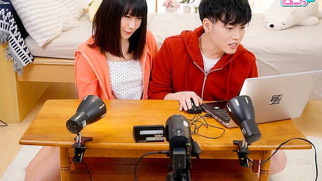 ネット配信はじまって以来の大炎上？！清純派人気カップルV●ewTuberがカメラを切り忘れ公開SEXナマ配信