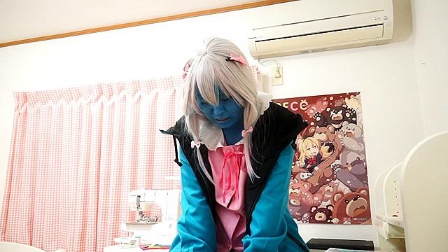 エロマン○先生が変身たばこで青肌に！！