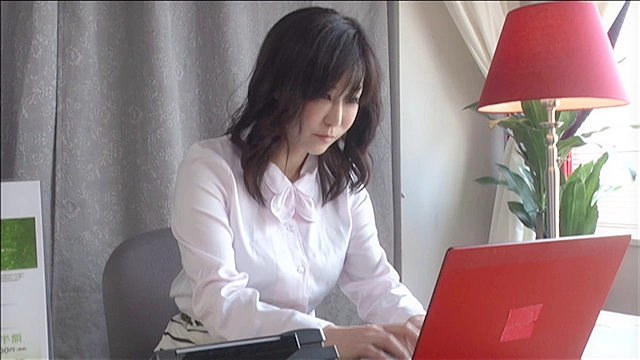美容系女社長のアナル調○計画