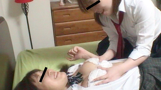 投稿 レズ痴女 怜21歳＆佑香19歳