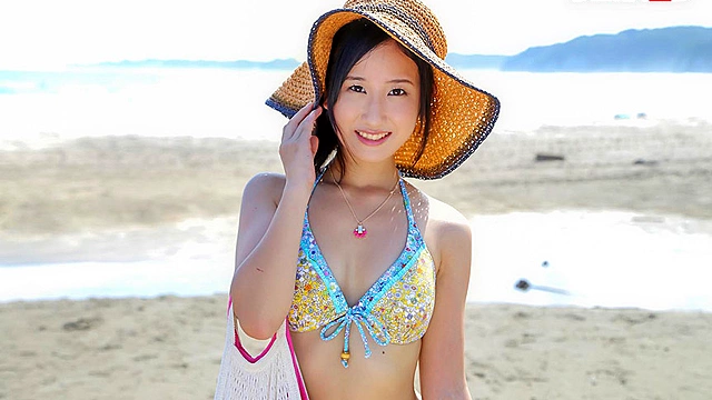 「カップル限定」マジックミラー号の中で、自慢の彼女を「寝取って」真正中出し！マキ（20歳）大学生
