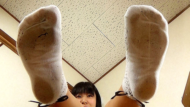 【足のにおい】 大学院生・汗塩増し増し