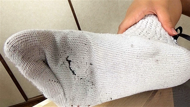 【足のにおい】 大学院生・汗塩増し増し