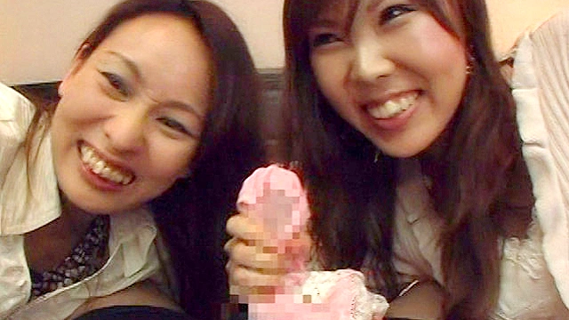 奥様の脱ぎたて汚パンティで手コキして下さい