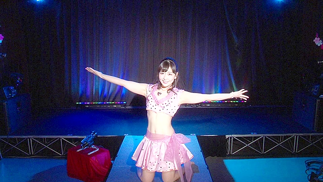 お父さん達に捧ぐ！生ストリップショー最前線（10）完全版