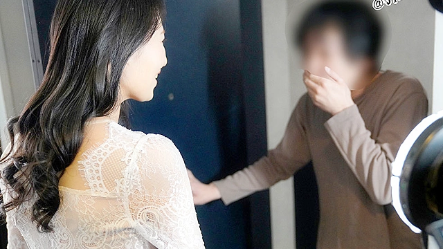 ファンの自宅をゲリラ訪問！姫川礼子さんとしてみませんか～憧れの熟女と夢の中出しセックス～