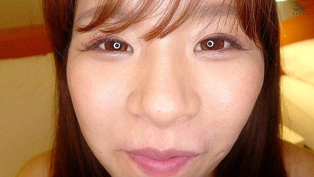 人気女優 真白わかなチャンの激レアな歯・口内・のどちんこ観察！