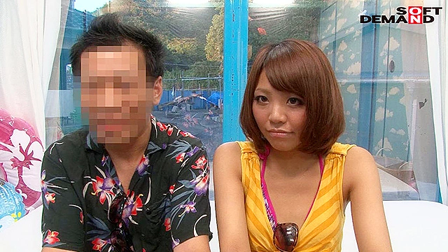 「カップル限定」マジックミラー号の中で、自慢の彼女を「寝とって」真正中出し！リエさん（25）エステティシャン