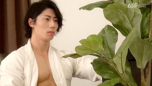 オトコノコのオナニー りょうま君30歳