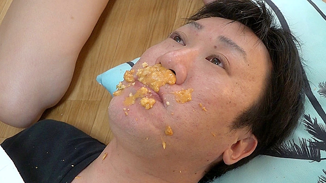 激臭淫乱人妻ニコチン中毒唾吐きまくりM男の快感！！ パート7