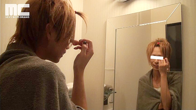 スタイル抜群のセクシー津加沙から目の前で恥ずかしい言葉をささやかれながら思いっきりイカされる快感を味わえる！