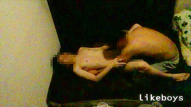 投稿！自画撮りSEX！ りょうすけと彼氏のSEX！ Vol.16