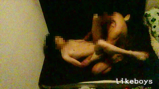 投稿！自画撮りSEX！ りょうすけと彼氏のSEX！ Vol.16