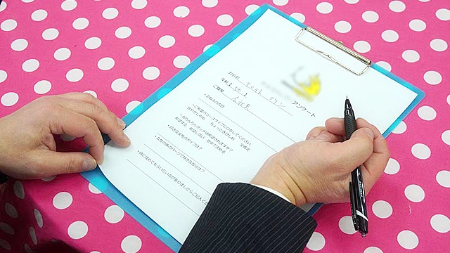 全国の駅やオフィス、公共機関などに展開中！ 月額2980円でいつでもバブリ放題！ オトナのコンビニエンス託児サロン チョコバブ！