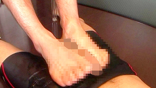 男尻顔騎1 第三章 フェティシズム足コキ