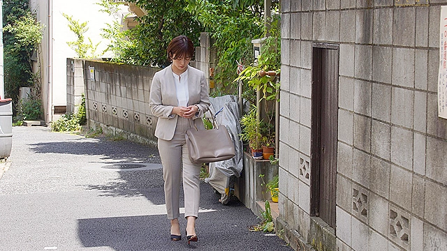 PM7:00チェックインからAM7:00チェックアウトまで中出しセックスに明け暮れた最後のお泊りW不倫 紗倉まな