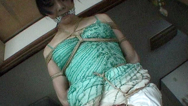 コスプレ特選緊○5 「パーティドレス篇」