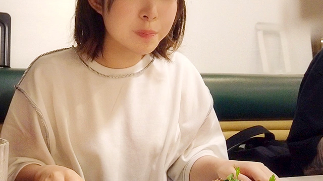絶対に飲んではいけないザーメンをごっくんしちゃったら…即、中出しSEX！