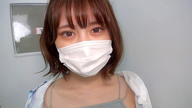 個撮）本当に可愛い！フェラチオアイドル3【ハーフ系美しいフェラ顔に萌え】エロ舌絡ませ絶妙バキュームフェラ【大量口内発射】