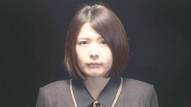 淫乱巨乳妻の白日夢