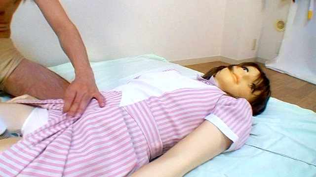 一家に一体！？着ぐるみアニメマスクドールちゃん～お家に届いた着ぐるみアニメマスクドールちゃんを弄ぶ！！～