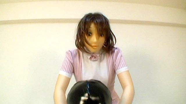 一家に一体！？着ぐるみアニメマスクドールちゃん～お家に届いた着ぐるみアニメマスクドールちゃんを弄ぶ！！～