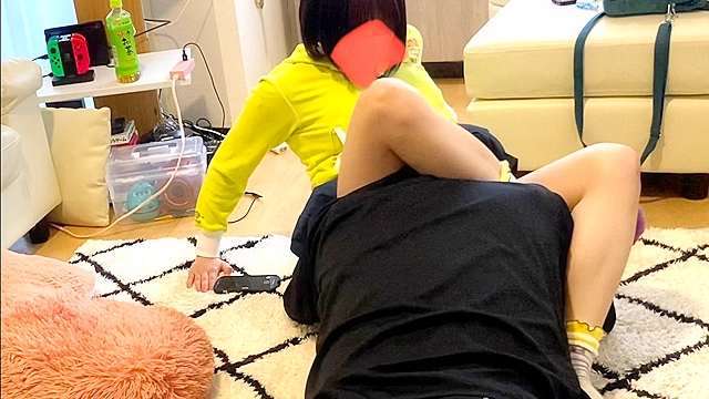 妹のれいがいきなりプロレスごっこやろうとか言いだして得意技の電気アンマで逝かされました。