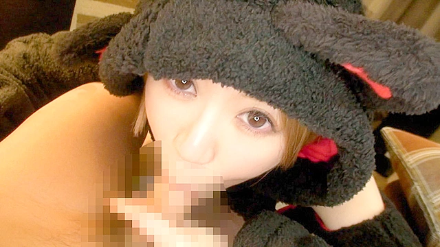 彼氏持ちのコスプレイヤーを騙して中出し！！性格◎の優しい現役看護師が困惑しつつも2回戦の大サービス！！