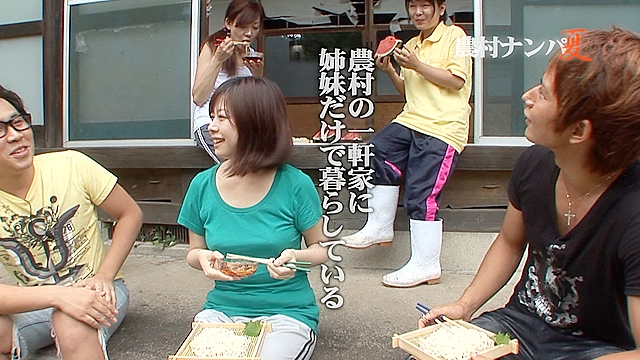 夏の農村ナンパ 火照ったカラダの発情母ちゃんと青姦で中●し