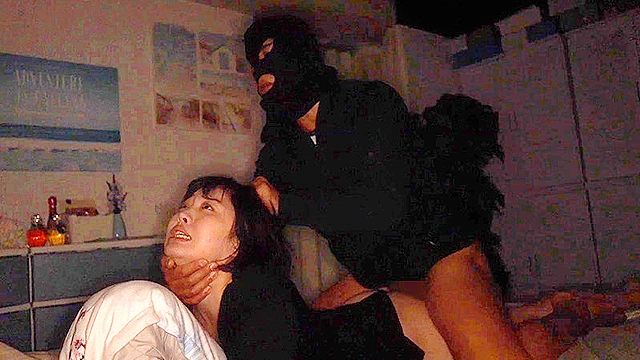 近親 夜○いじゃぁ 生中出し4（撮り下ろし）