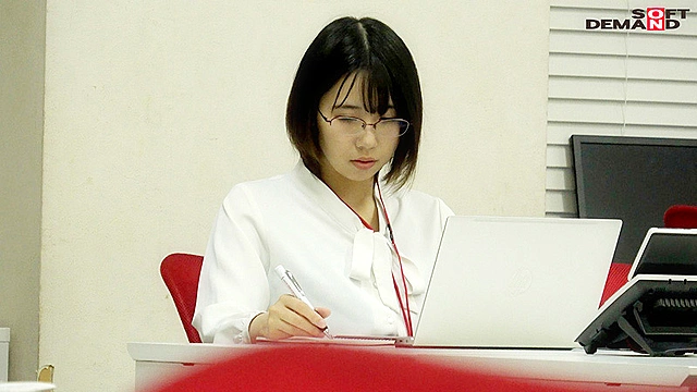 SOD女子社員【仕事風景同時視聴型】業務時間内オナニー報告