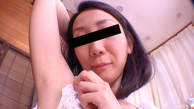 ワキノシタを舐めたり、触ったり、感じさせたり