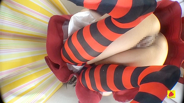 コスプレイベント会場女子更衣室床下1812-006