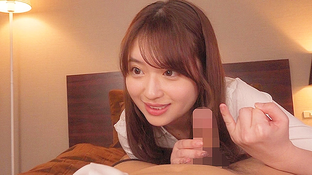 出張先で童貞部下との相部屋…惨めな粗チンを嘲笑するも予想外の遅漏に何度もイカされ虜になる記録。桃尻かなめ