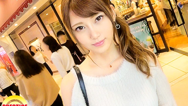 街角シロウトナンパ！ あなたよりエロい友達（ヤリマン）を紹介して下さい！ 10人8時間 SUPER BEST vol.01