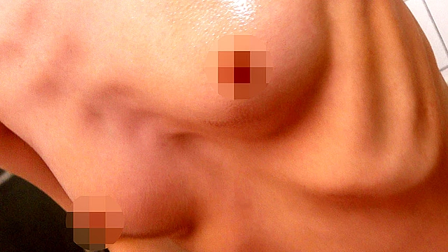 やせ細っていて貧乳な若い子がとても好きなおじさんたちが集まって作ったビデオ1