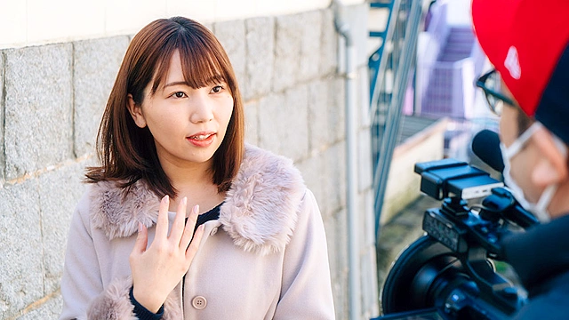 素人奥様ナンパ 童貞君の包茎チ○ポをむいて洗ってあげてもらえませんか？久しぶりに見るギンギンチ○ポに発情！優しく筆おろしセックスしてくれました！