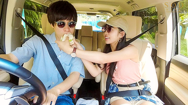キャンプそっちのけで狭いテントと車中でパコりまくった付き合いたての僕らの一泊二日の旅 百仁花
