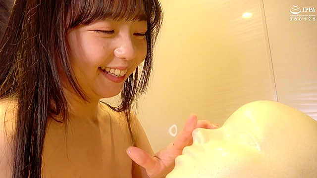人気モデル 泉りおんチャンの舌ベロでガラス板＆マネキン極エロ舐めプレイ！！！