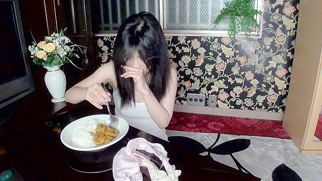 自画撮り食糞うんこカレー！4